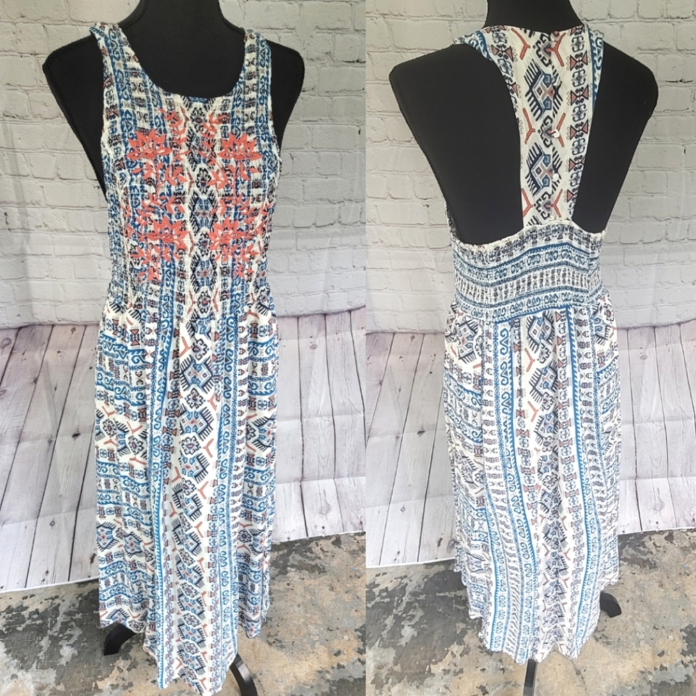 Coco & Jaimeson Maxi Dress